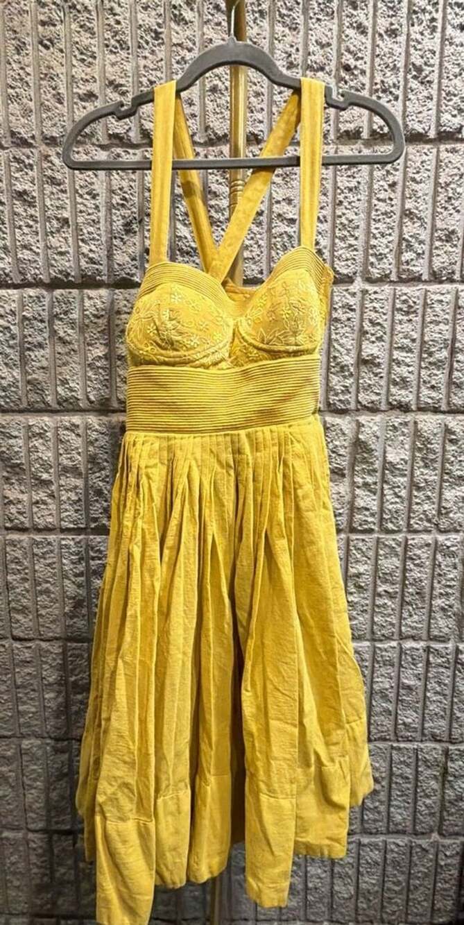 519 Anita Dongre Inter-Pret Yellow Embroidered Halter Midi Dress Size 8